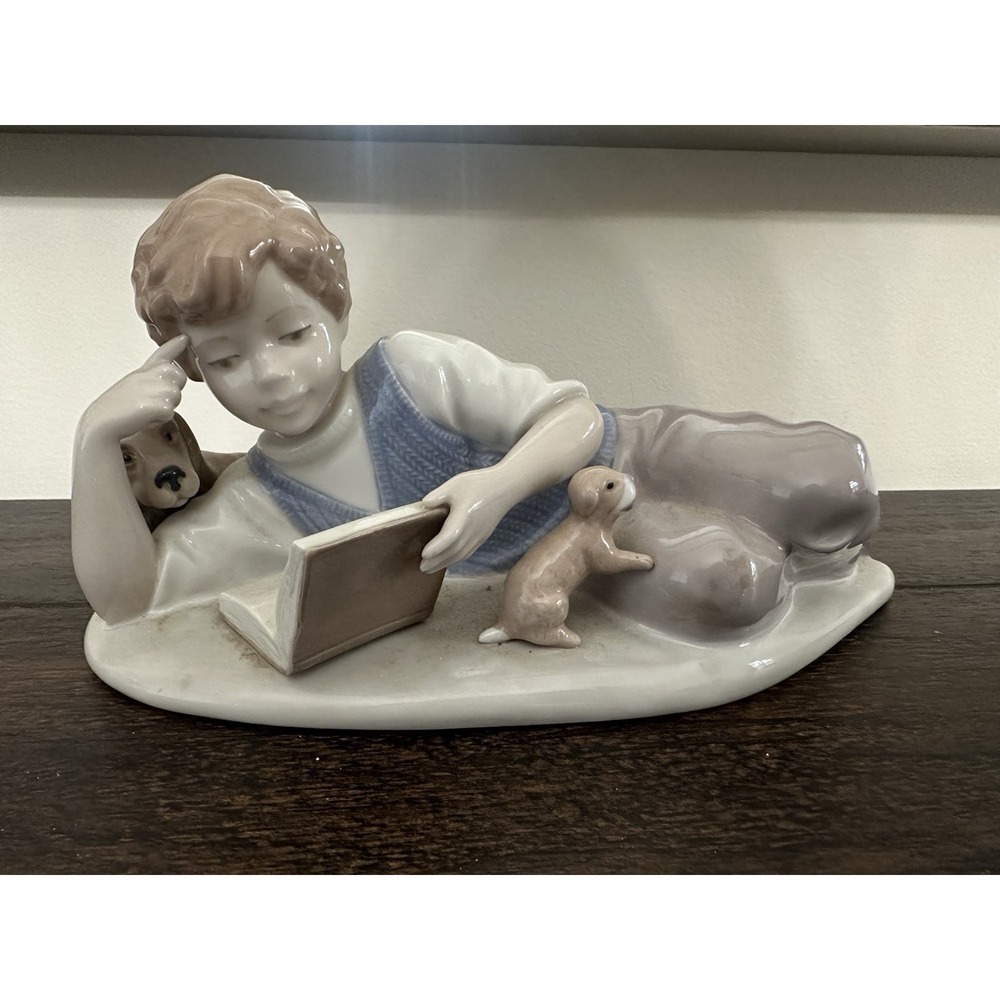 Vintage Nadal Porcelain Figurine Boy Reading Book w/ Dogs Signed 1987 Spain 6"
